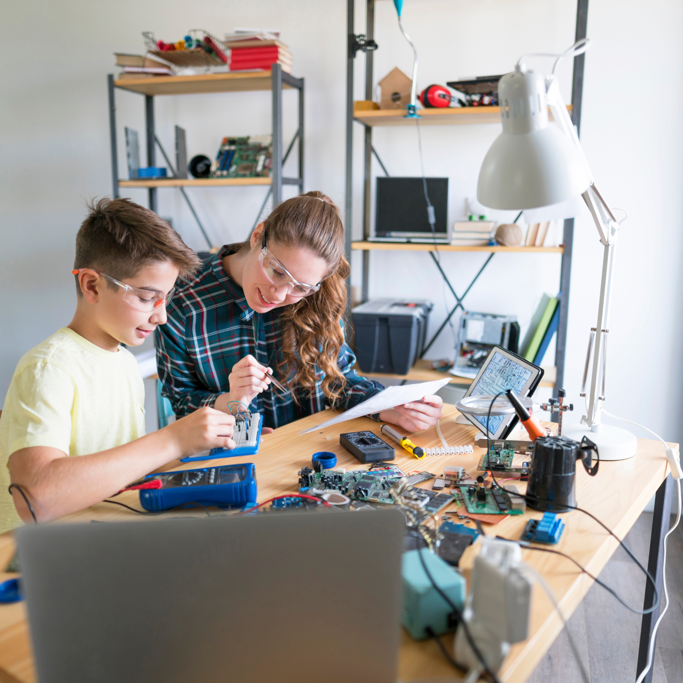 Fun Science Experiments to Try at Home: Exploring the Wonders of Science in Your Own Space